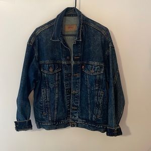 VTG Levi’s Trucker Jean Jacket # 70507 0227
Men’s Medium Acid Washed MADE IN USA